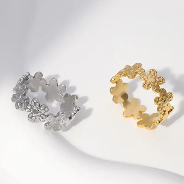 Wholesale PVD Coated Real Gold Plated Flower Stainless Steel Sweet Waterproof Non Tarnish Rings