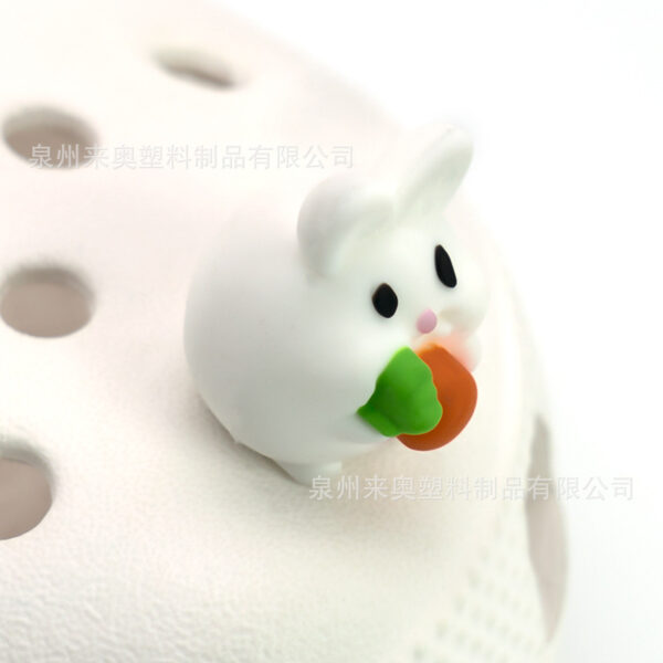 Wholesale Hot Sale Cute Animal Garden Shoe Buckle Accessories in stock Cartoon Kitten 3D Hole Shoes Flower Decoration Accessories