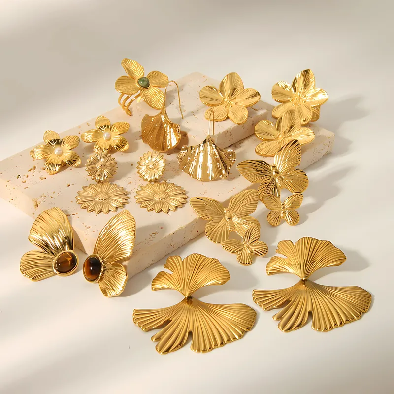 Wholesale 304 Stainless Steel Flower Butterfly Ginkgo Leaf PVD Coated Artificial Pearls Tiger Eye Real Gold Plated Modern Style Waterproof Non Tarnish lishing Plating Ear Studs