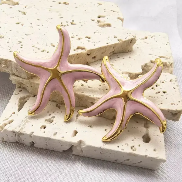 1 Piece Casual Elegant Lady Starfish Steel 18K Gold Plated Earrings