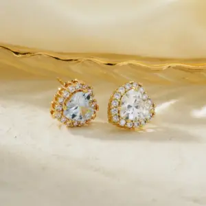 Wholesale 1 Pair Sweet Simple Style Heart Shape Plating Inlay Copper Zircon Silver Plated Ear Studs
