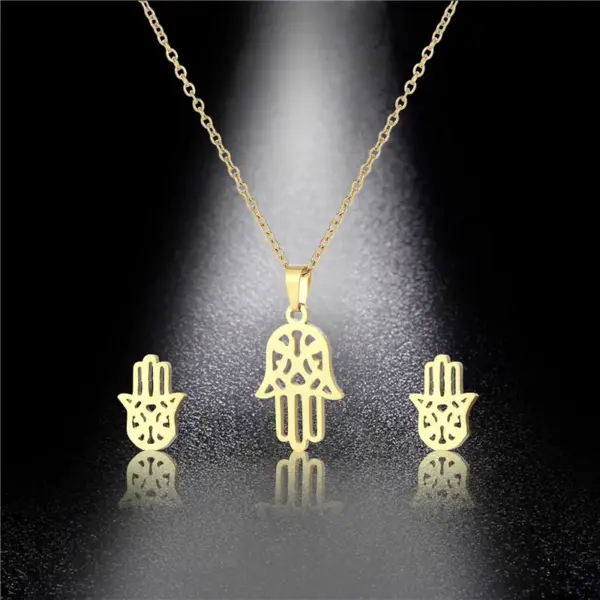 Wholesale European And American Couple Necklace Stainless Steel Simple Hollow Palm Necklace Earring Set