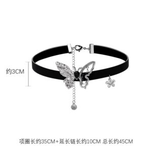 Black collar-nk337708