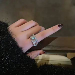 Z0018 Chain-Silver / Adjustable Opening