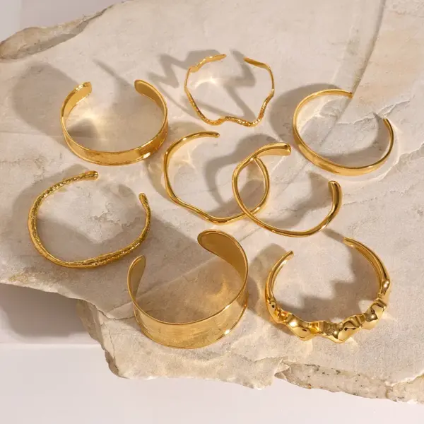 304 Stainless Steel Solid Color PVD Coated 18K Real Gold Plated Real Gold Plated Vacation Simple Style IG Style Waterproof Non Tarnish Asymmetrical Gold Cu Bracelets Wide Bracelet Bangle