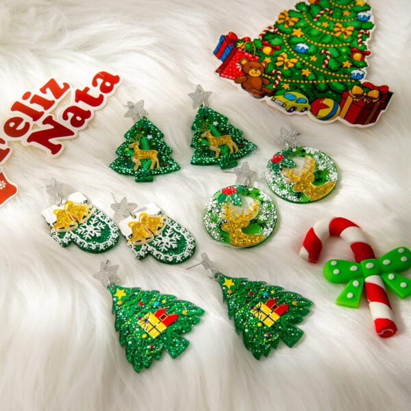 Wholesale Acrylic earrings for Christmas and New Year, including reindeer, Christmas tree, snowflakes, and five-pointed stars.