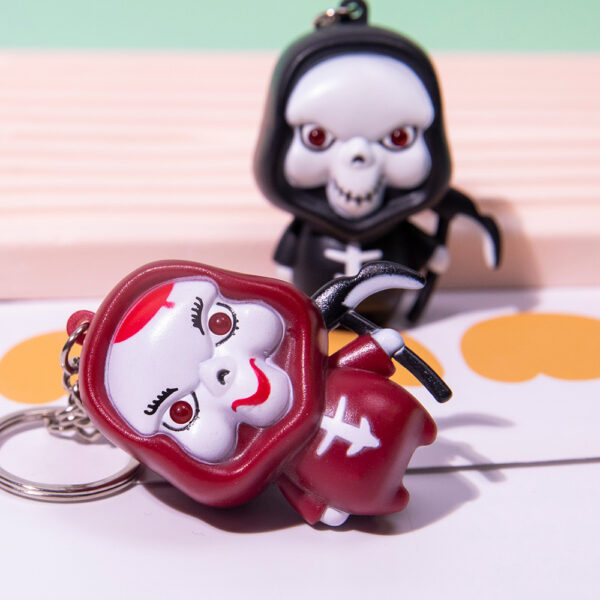 Wholesale Death glowing sound horror Ghost April Fool's Day creative car keychain schoolbag pendant couple small gift
