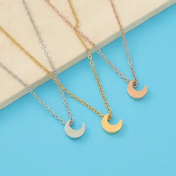 304 Stainless Steel Star Moon Heart Shape PVD Coated 18K Real Gold Plated Simple Style Waterproof Non Tarnish Rose Gold Gold Silver Pendant Necklace