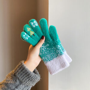 Green [Christmas Finger Separation]