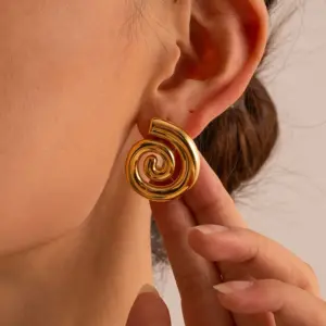 Wholesale 1 Pair Vintage Style Luxurious Solid Color Plating 304 Stainless Steel 18K Gold Plated Stainless Steel Earrings