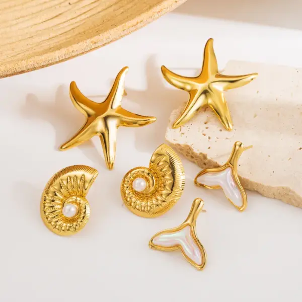 Wholesale 1 Pair Basic Tropical Simple Style Starfish Conch Mermaid Plating 304 Stainless Steel Ear Studs