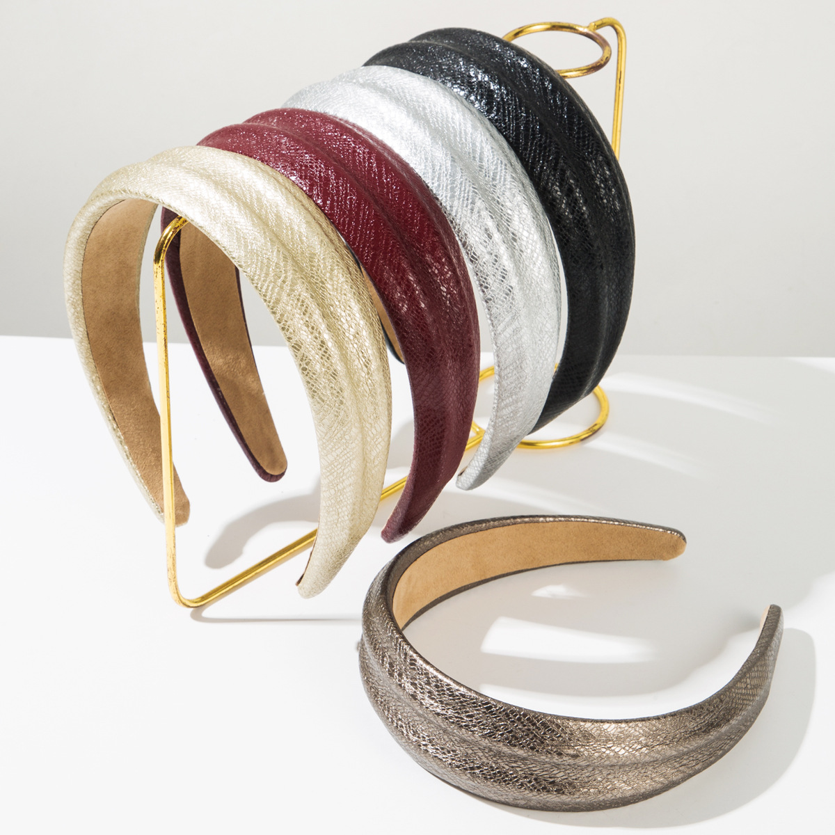 Wholesale Embossed design snakeskin leather headband, simple wide brim, new style, perfect for ryday wear.