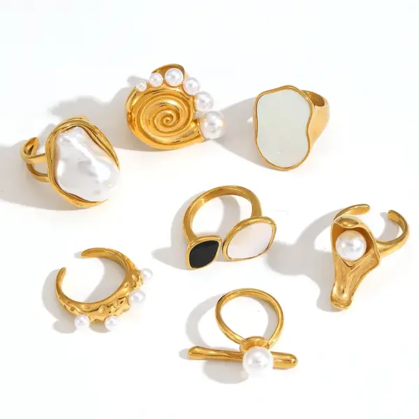 Wholesale PVD Coated Real Gold Plated 18K Gold Conch 304 Stainless Steel Vacation Classic Style Waterproof Non Tarnish Rings