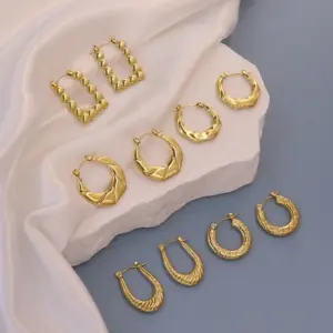 Wholesale 1 Pair Simple Style Round Heart Shape Rectangle Plating 304 Stainless Steel 18K Gold Plated Earrings