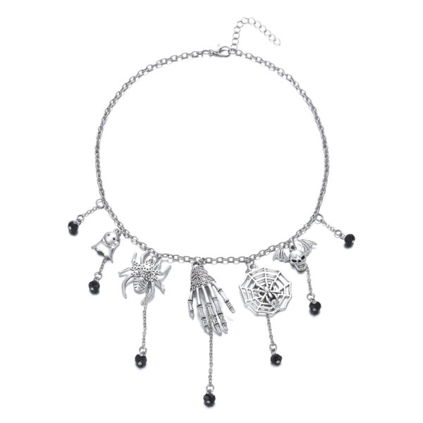 Wholesale European and American cross-border Halloween necklace for women, 2025 new style, unique, high-end, dark gothic style skull and spider necklace.