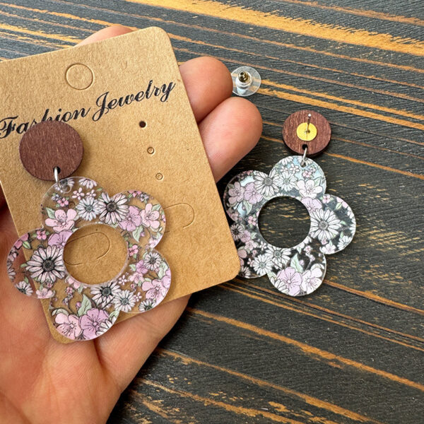 Wholesale Cross-border Flower Daisy Stitching Earrings Double-sided Hollow Printing Flowers Mother's Day Gift Jewelry Amazon Source