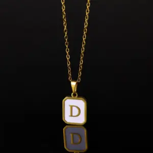 Gold / Letter D