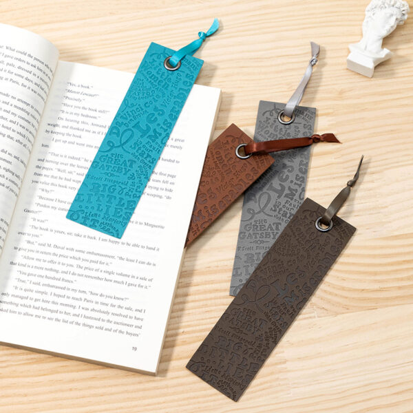 oly-b9fce2e3c44f104cfe7fc6e838b34a73 Wholesale Vintage English embossed leather bookmark