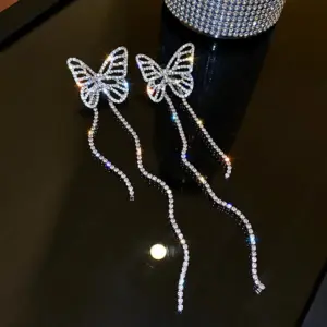 30 Silver Needles. / Silver