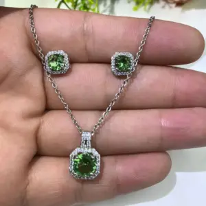 Apple Green Pendant (without Chain)