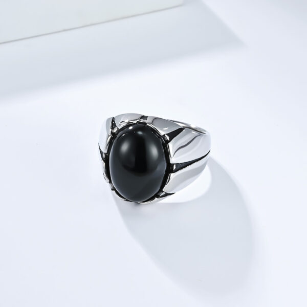 Wholesale Cross-border European and American Retro Tiger Eye Titanium Steel Ring Men's Oval Egg-shaped Black Gem Stainless Steel Bracelet