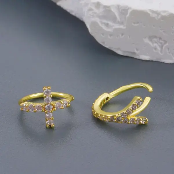 Wholesale 1 Piece Nose Rings & Studs Simple Style Classic Style Solid Color Copper Inlay Zircon Nose Rings & Studs Nose Pin