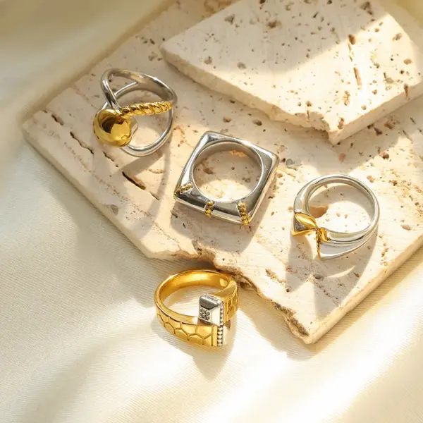 Wholesale Ion Plating (IP) 14K Gold Real Gold Plated Geometric 304 Stainless Steel Hip-Hop Roman Style Commute Waterproof Non Tarnish Rings