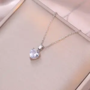 X3184 Love Zircon Necklace