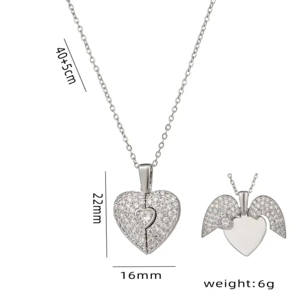 Wholesale PVD Coated Real Gold Plated Heart Shape Stainless Steel IG Style Classic Style Waterproof Non Tarnish Pendant Necklace