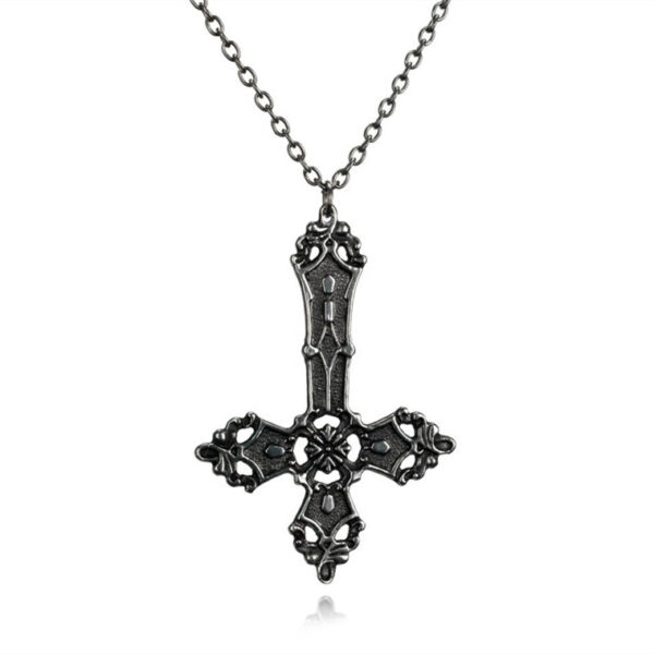 Wholesale European and American Baroque Cross Vintage Bohemian 1980 Madonna Pendant Gothic Necklace