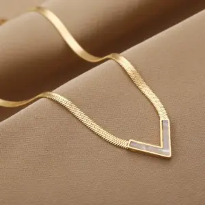 9080-Golden White Shell