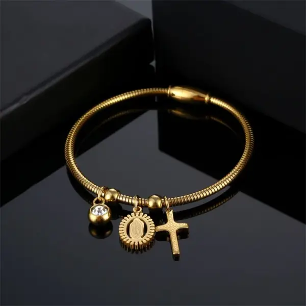 Wholesale 304 Stainless Steel Stainless Steel Cross PVD Coated 18K Real Gold Plated Luxurious Plating Gold Bangle