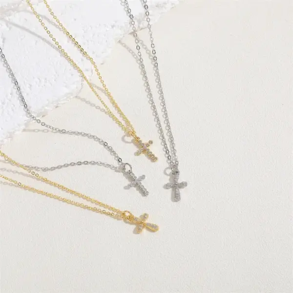 Wholesale Elegant Simple Style Cross Infinity Copper 14k Gold Plated White Gold Plated Zircon Pendant Necklace In Bulk