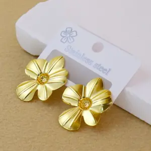 Gold / Average Size / Style 70