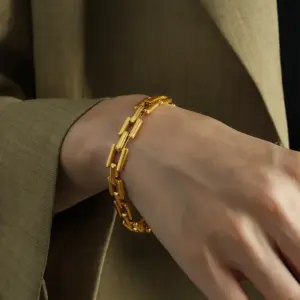 Sl06 / Gold