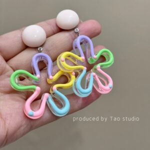 014 flower ear clip