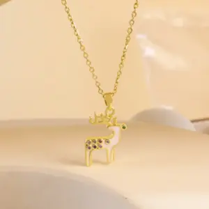 Xl2680 Christmas Deer Necklace / Gold