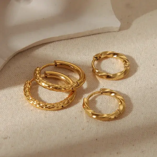 Wholesale 1 Pair Basic Commute Round Solid Color 304 Stainless Steel 14K Gold Plated Ear Studs