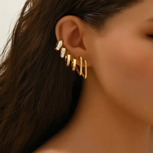 Wholesale Three Pairs Fashion 304 Stainless Steel Geometric Heart Flower Rectangle Three-Dimensional Hoop Earrings Set For Women Daily 18K Gold Plated