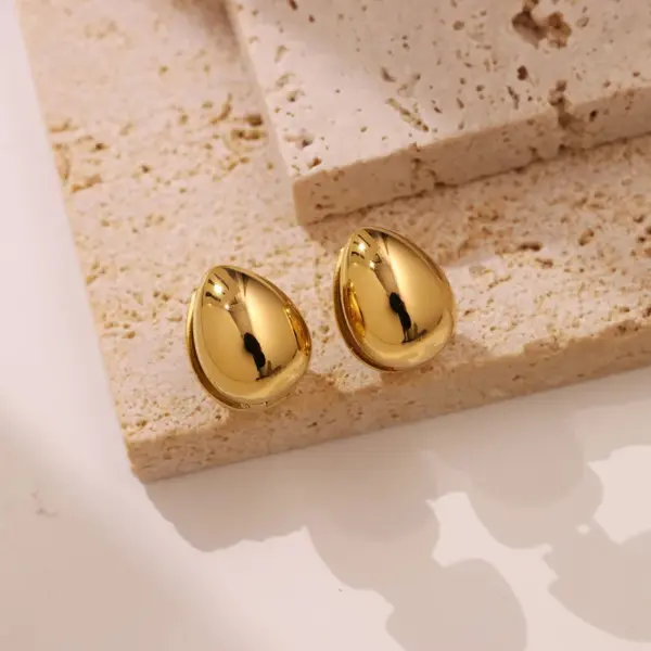 Wholesale PVD Coated Real Gold Plated Water Droplets 304 Stainless Steel Elegant Retro Waterproof Non Tarnish Ear Studs