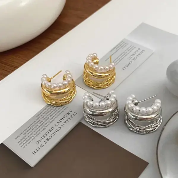Wholesale 1 Pair Lady C Shape Plating Inlay Copper Artificial Pearls Ear Studs