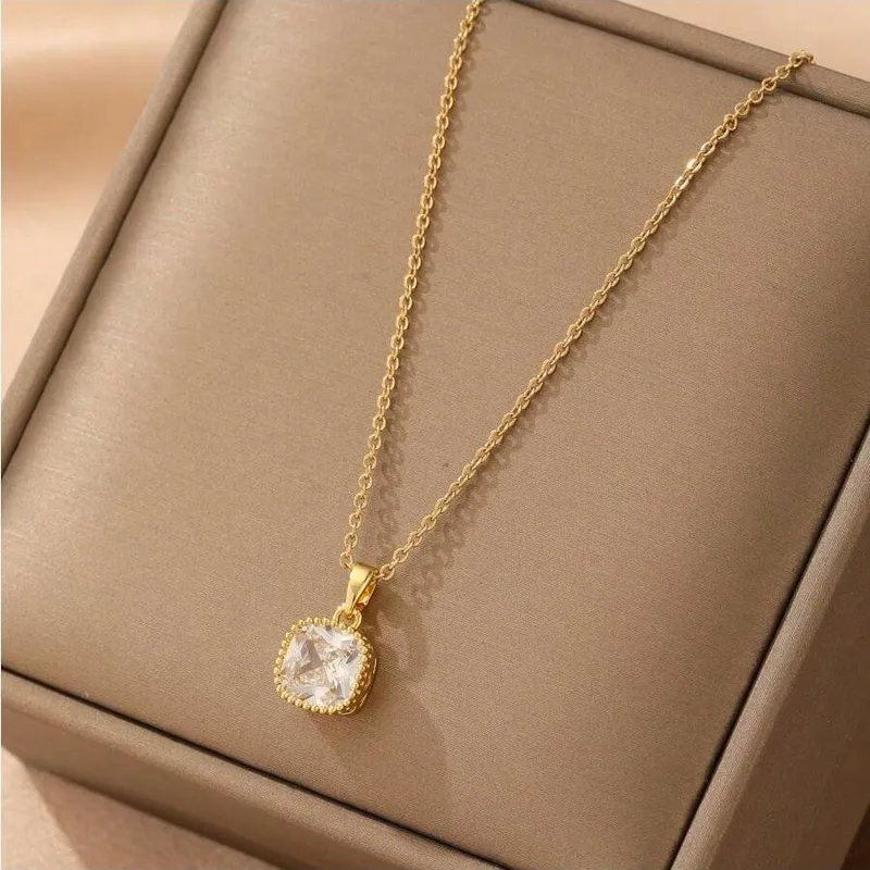Wholesale 316 Stainless Steel Copper Square Electroplated 18K Real Gold Plated Vacation Classic Style Waterproof Non Tarnish Cable Chain Pendant Neckl