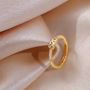 Gold Number 520 Zircon Ring