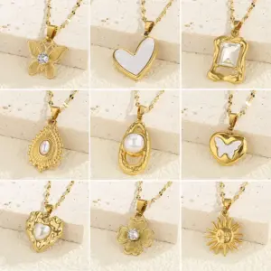 Wholesale Jewelry Simple Style Classic Style Cross 201 Stainless Steel 304 Stainless Steel Brass Zircon 18K Gold Plated Plating Inlay Pendant Necklace Lip Chain
