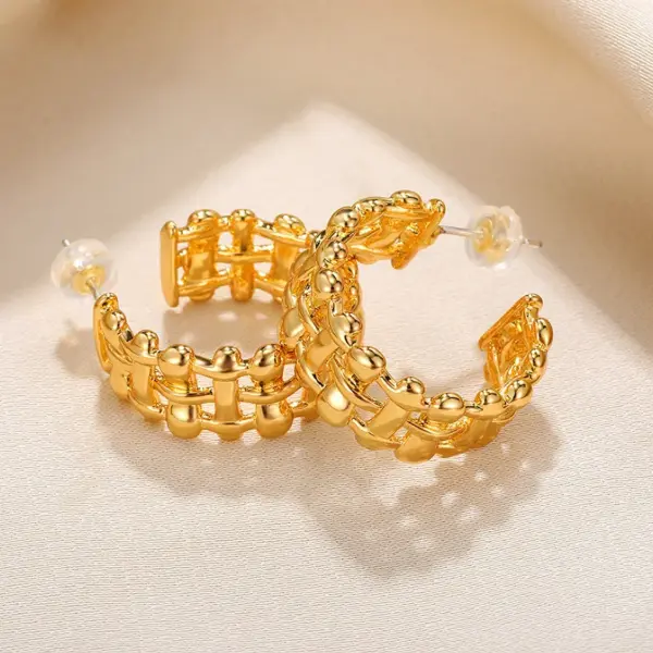 Wholesale PVD Coated Real Gold Plated Geometric 304 Stainless Steel Vintage Style Simple Style Waterproof Non Tarnish Earrings