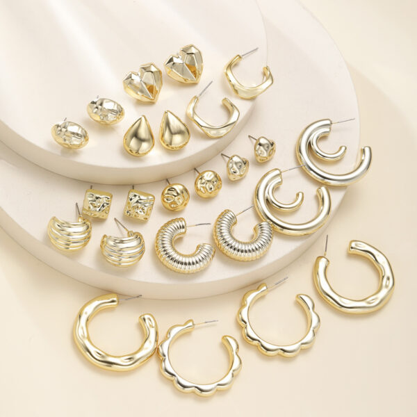 Wholesale Europe and the United States cross-border fashion personality simple irregular CCB water drop love earrings 12 piece set card in stock