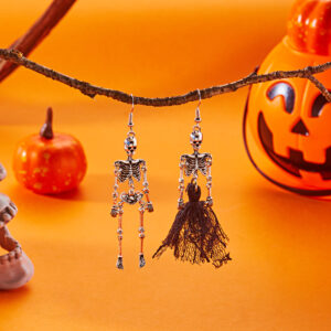 Asymmetrical skull earrings
