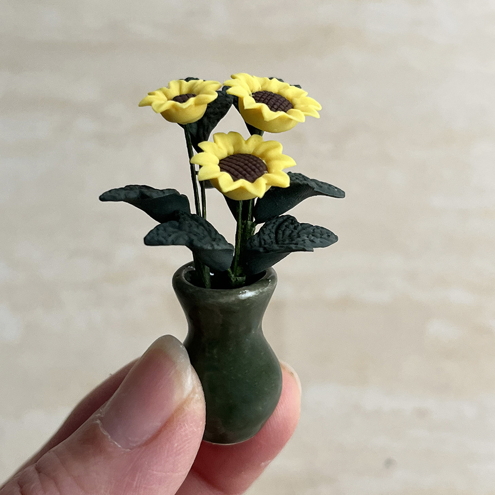 Wholesale 1:12 dollhouse aessories dollhouse mini plant clay flower handmade flower suower flower arrangement model