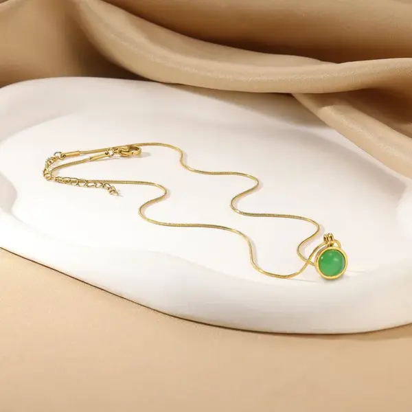 Wholesale Romantic Heart Arrow Pendant 304 Stainless Steel Women's Necklace Simple Geometric Birthday Zircon Jewelry Necklace Fashion Gift Elegant Luxury