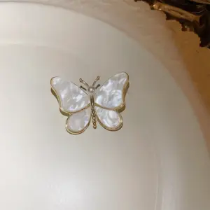 11# Brooch-White Pearl Butterfly